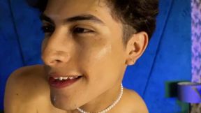 Aaron Ez Private Show