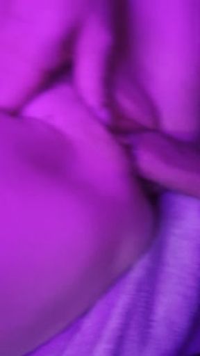 AMATEUR FUCK WITH PLUG IN