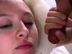Bitch gives wam blowjob and handjob in pov scene