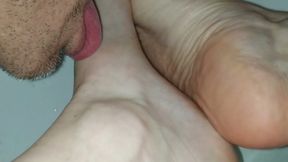 Piss and cum on goddess feet...night tasty game!