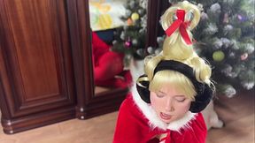 Cindy Lou Cosplay: Christmas ASMR Video