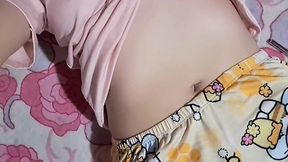 SHE FINGERED HER WET PUSSY TO A SQUIRTING CLIMax, WHAT A FUCKING ORGASM