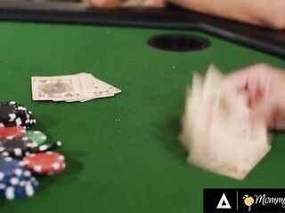 MOM'S ANGEL - mother I'd like to fuck Charlie Forde Has Sneaky Trio With Besties Vanna Bardot & Hayley Davies