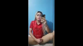 onlyfans - victoriasalvatore rubbing her cock