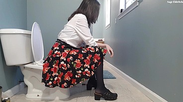 Church Girl Sage Eldritch Peeing #2 [Voyeur]