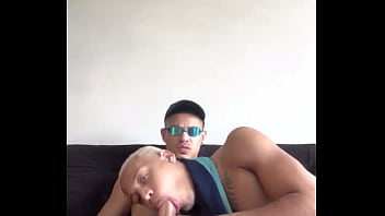 FUI BUSCAR A BOLA NA CASA DO AMIGO E GANHEI UMA COMIDA DE PRESENTE