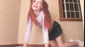 Sexy Laura Fingering her Cunt hard Upstair