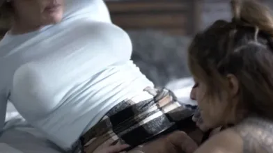 Busty Vanessa Vega Gets Pussy Fucked By Ts Stepmom