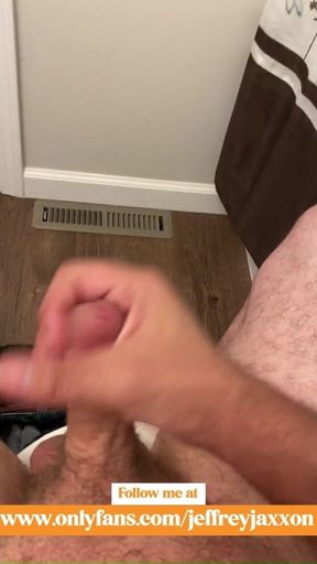 Snuck Into the Bathroom to Have a Quick Yank on My Big Cock and Release This Cum