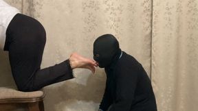 Ignoring Her Foot Slave - Foot Worship