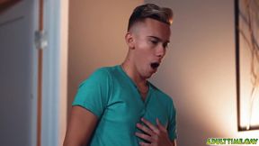 Holy Fuck! This Story Is Fucking Golden! Stepdaddy Is Shocked As He Wakes Up From His Stepson Sucking His Cock! 6 Min - Gay Porn, Drew Sebastian And Carter Delrey