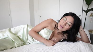 Latin step sis rides cock thick tits swinging on parents wedding night