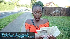 Public Sex Ebony model Zaawaadi taken into the woods for hard outdoor fucking