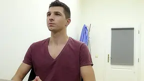 Cheerful Christmas Audition - Amateur Gay Guy Gets Filthy with Dirty Scout