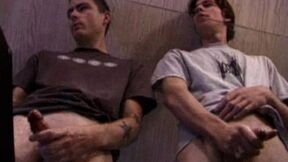 Amateurs Jayden & Dan Jack Off
