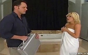 Breaking into her pussy!