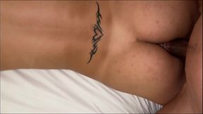 Vizinho maloka socou fundo em mim