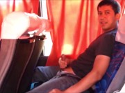 Jeff Lassalboy pinoy nagjajakol sa Bus Exibitionist