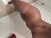 A short shower scene 3