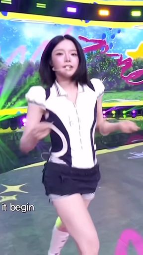 K-pop girls with thick thighs get a shared bj