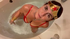 WW Carissa in Bathtub having an Orgasmic Time!