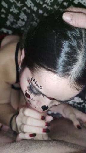 O Wellington Prado recebeu um boquete profundo no pau grande cheio de veias e lambuzou meu rosto