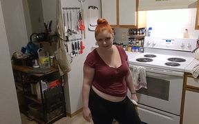 Housewife Cleans Kitchen with Buttcrack Exposed