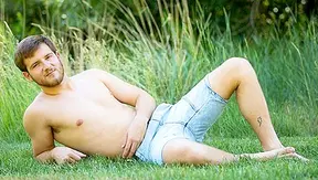 Texas Heat: Tucker Cums Hard With a Massive Load – CorbinFisher Exclusiv