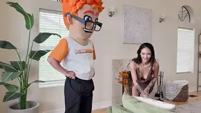 Massive Titted Realtor Izi Blu gets a facial