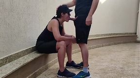 Curvy Brazilian mechanic enjoys a BJ from her submissive lesbo friend