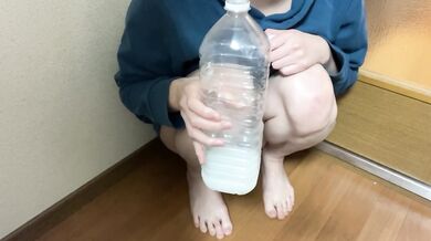 I can't ignore the order by putting up with pee to the limit and I'm peeing