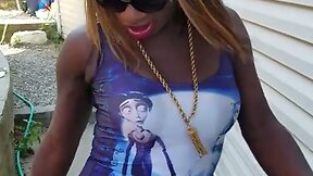 Neomi lee Basic Instinct hidden tool