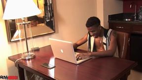 Day Day + Hoody Lavaye - Breeding Him