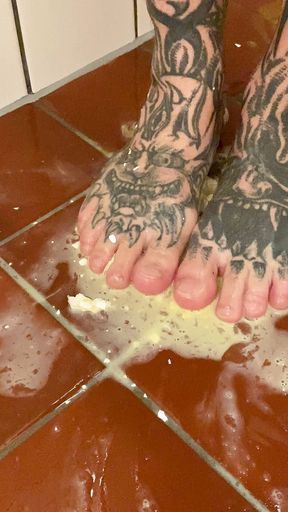 Feet Vs. Raw Egg