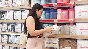 Hot GF squirts on her mouth while sucking shaft