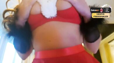 Sexiest Christmas Gift- Lovely ass Lola