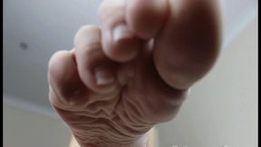 Choke On My Toes (480p)