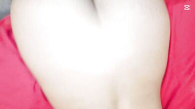 Alumna acepta travesuras para aprobar