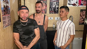 4160 DAVID CHARLON sued raw by the bog cock of KOldo GORAN