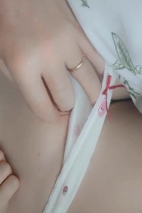 Good Morning Petite Pussy! I Want to Play with You