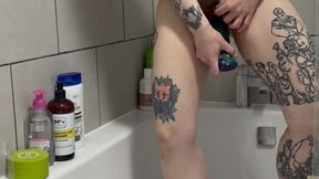 Mommy Ruby’s Filthy Shower Ritual: Tentacle Dildo, Golden Showers & Relentless Orgasm Surrender