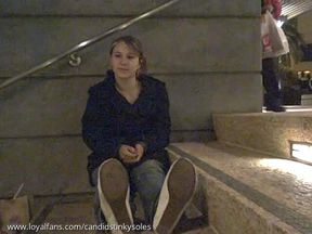 5'3 SIZE 10 INSANELY STINKY FEET INTERVIEW