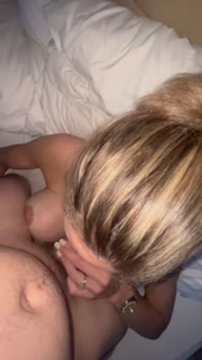 Sexy blonde milf sucks dick