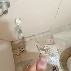 A Quick Pop in the Bathroom at my Female Friend&#039;s House (I didn&#039;t wash my cum off the floor and she used the bathroom right after me!) 💦