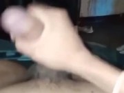 Jovencito se corre, después de un pesado día de clases 🤤😈🥵🔥