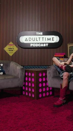 Lana Smalls & Scarlet Skies Feet Pics, Disorders, & Shrek Dirty Talk | the Adult Time Podcast