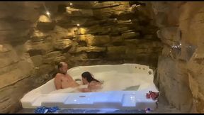 O COROA FUDEO COM FORCA E AINDA DEU UNS TAPA NA CARA DA NOVINHA