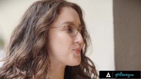 GIRLSWAY - All Naturals Former Classmates Josie Boo &amp; Calita Fire Realize Their Crush For Each Other