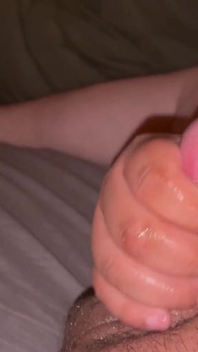 Amateur Slut Jerks Him Off Till He Explodes   Clip 2