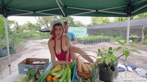 ”Roxie Sinner getting fucked by the stand”